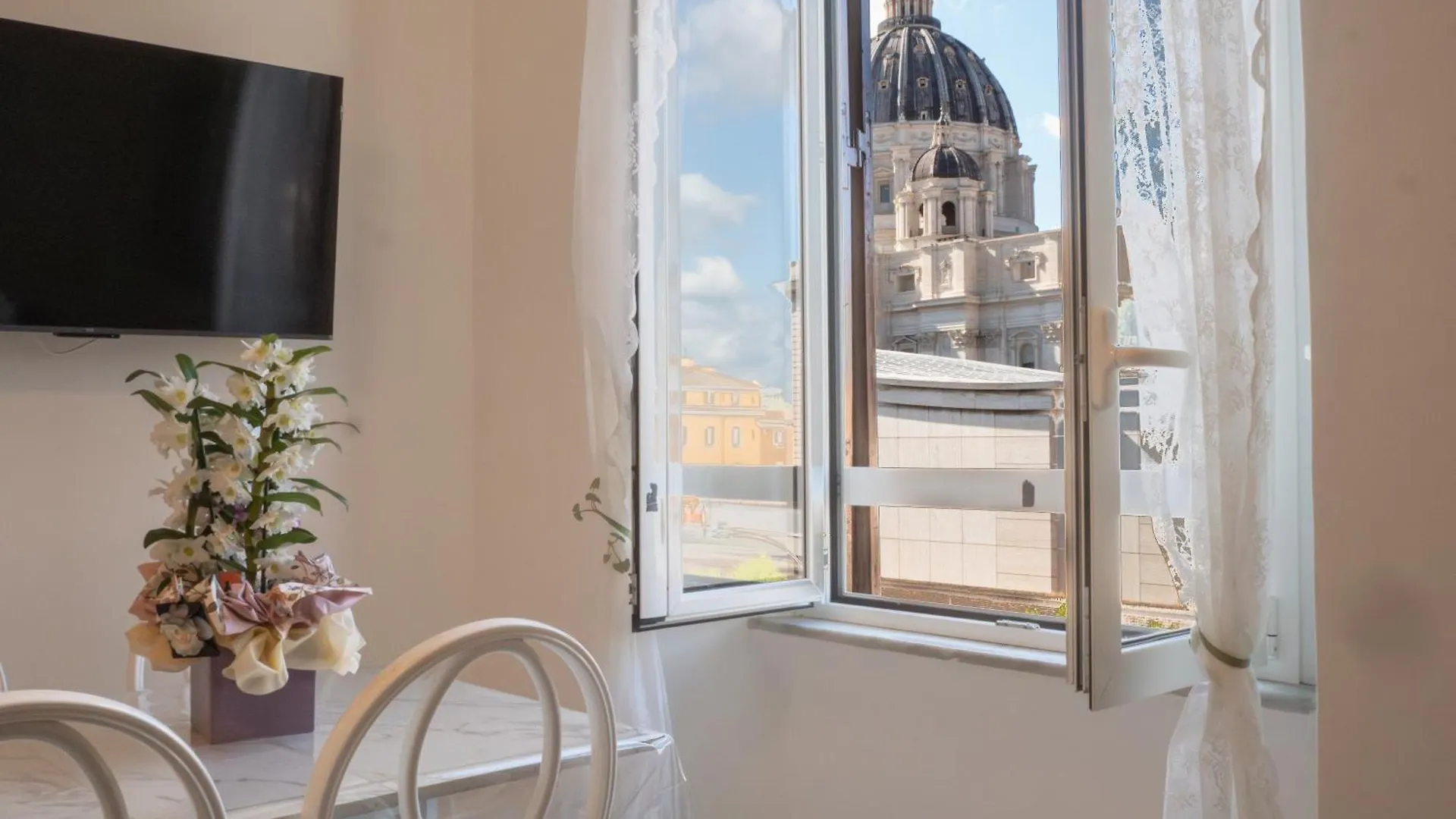 De Camillis Apartments In St Peter Rome